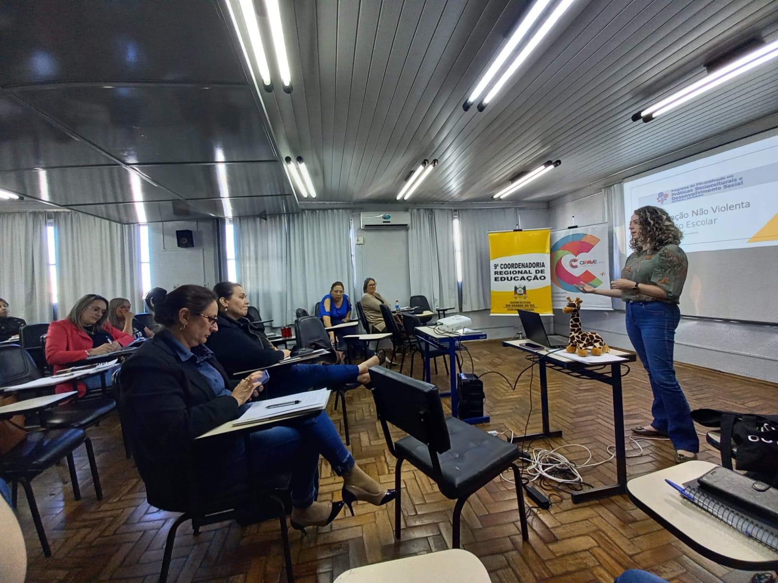 SEMINÁRIO JR E CNV 9ª CRE