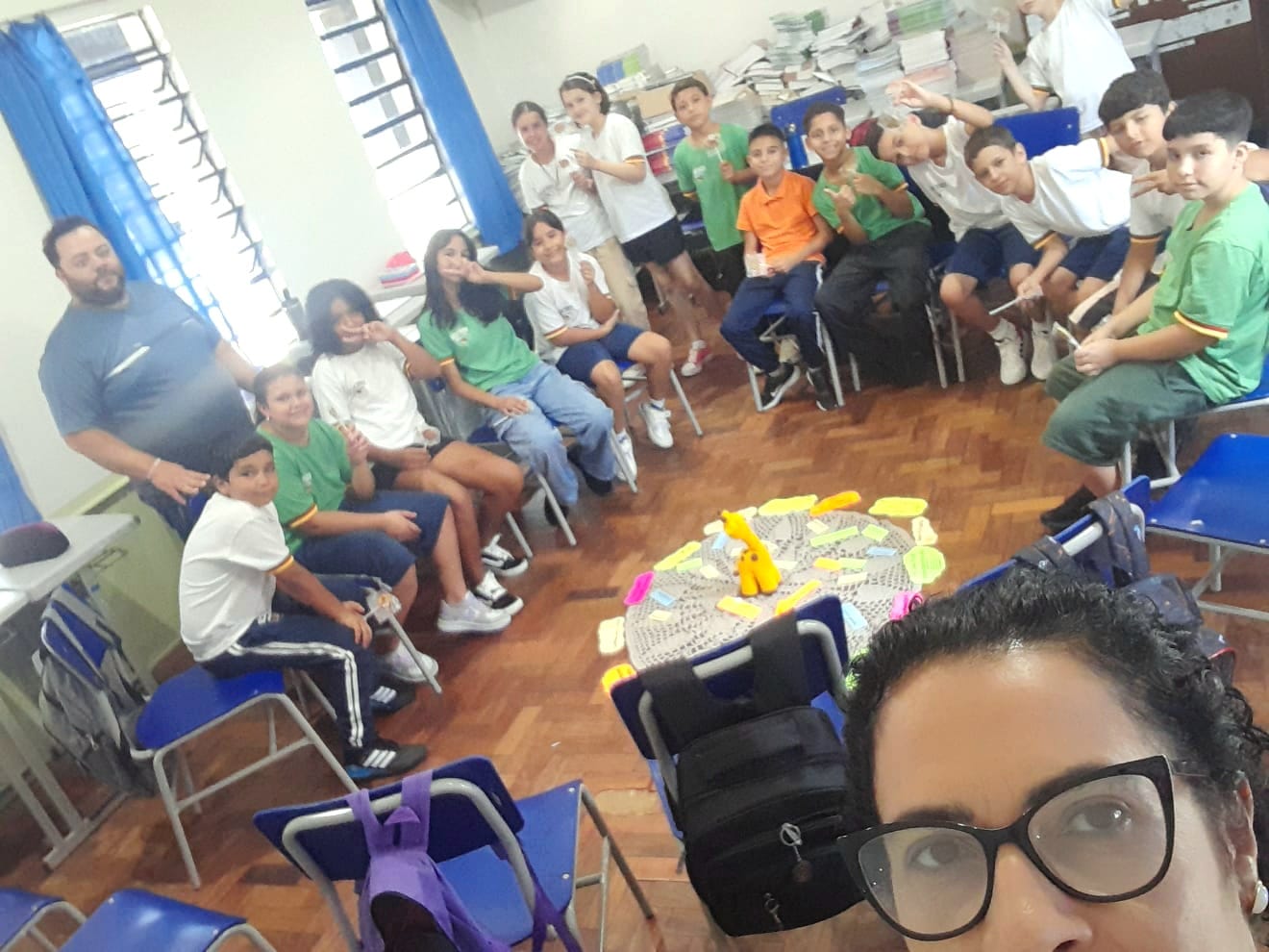 Círculos de boas-vindas no volta às aulas 2026